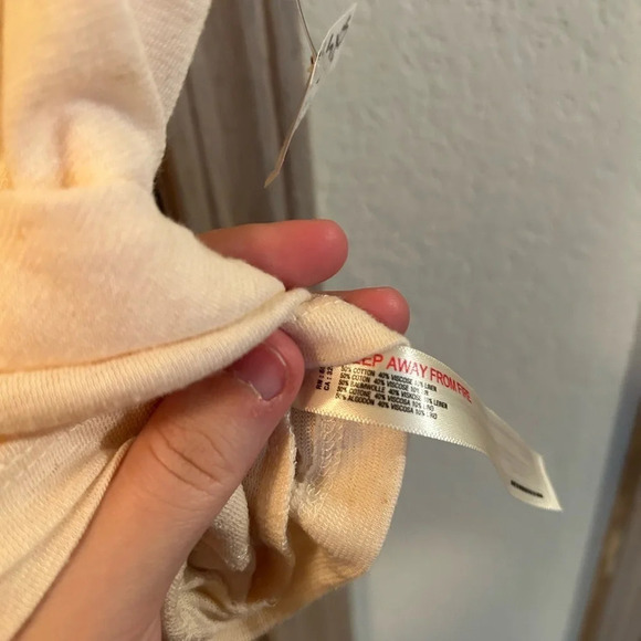 NEW Free People Intimately Cream Red Embroidered Lightweight Tank Top 2 Sz XS - Picture 5 of 5